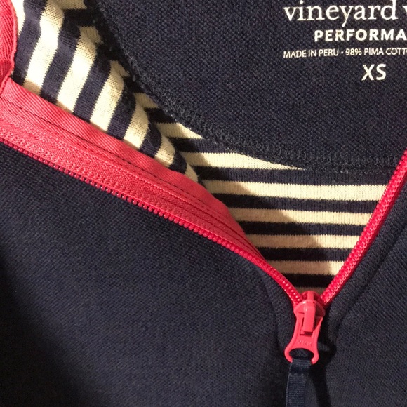 Vineyard Vines pullover - Picture 5 of 5